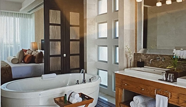 Luxurious living in paradise!