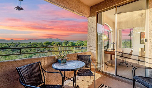 Luxury 3BD/2BA Desert Oasis Near Tucson w Pool, Views, Low Summer Rates! 🌄