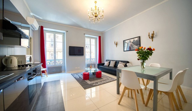 Luxury Designer Flat In The Heart Of Nice