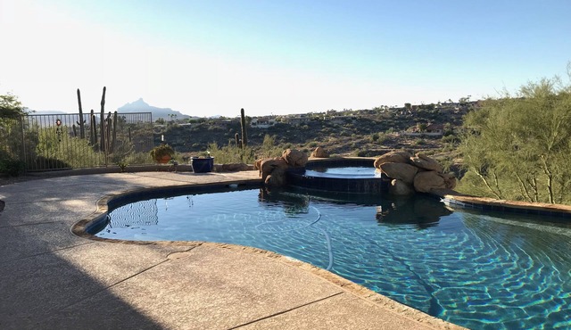 Luxury living-Beautiful Sunset Views-Golfers Paradise-Private Resort Experience!