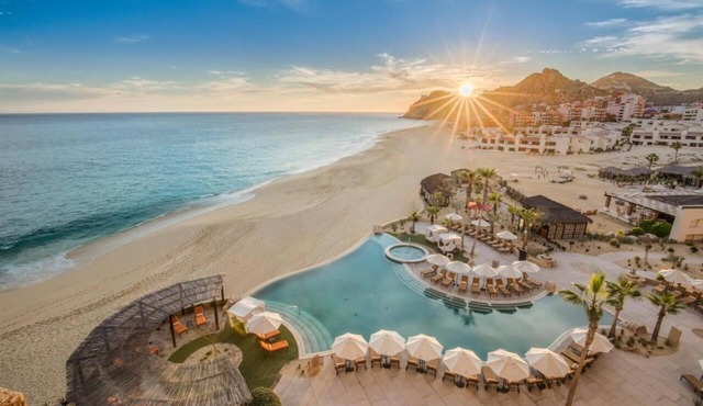 Luxury Oceanfront Master Suite at Grand Solmar Cabo + Sunset Views