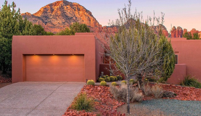 Luxury Sedona Living: Remodeled w/Red Rock Views!