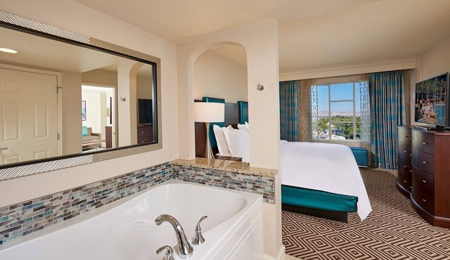 LV Paradise – 2 Bedroom Hilton