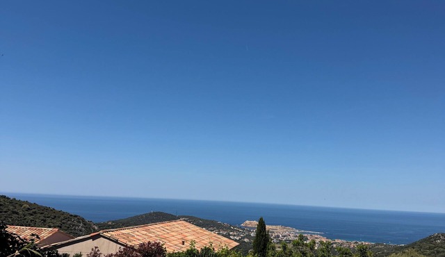 Magnificent pool villa with sea, lake and mountain views