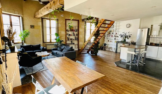 Magnificent apartment in the heart of Bordeaux