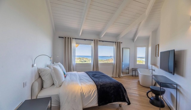 Magnificent sea view apartment - 2 Bedrooms
