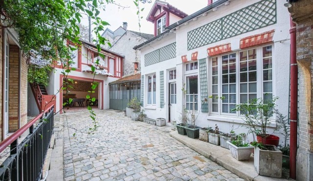 Maison de Ville Calme au Proche Versailles