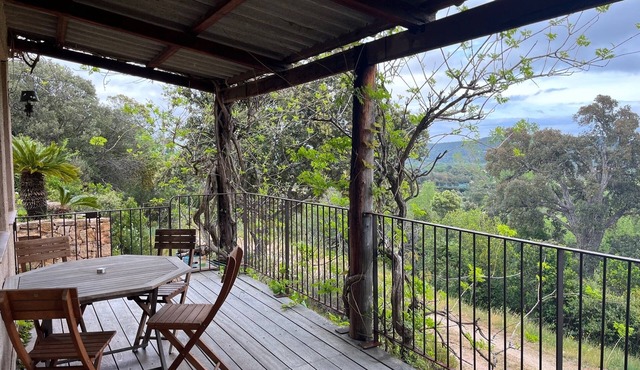 Maison Individuelle au Cœur du Maquis Corse