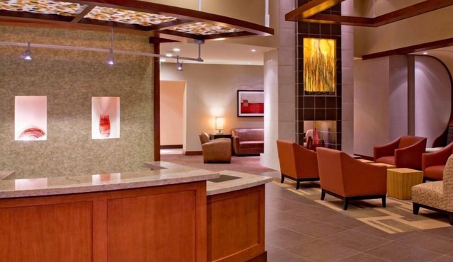 Minutes from Julian Wash Archaeological Park! Pets Allowed, FREE Parking, Pool!