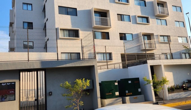 Modern 2BR Executive Apartment with Parking – Guadalajara