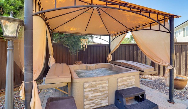 Near Temecula Wine Country! SoCal Home w/Hot Tub
