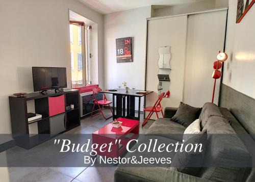 Nestor&Jeeves - RED TOUCH - Central - Close sea