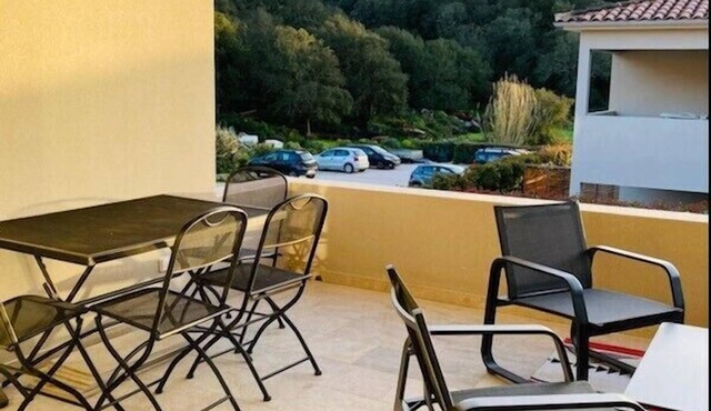 New * apartment on the outskirts of Propriano