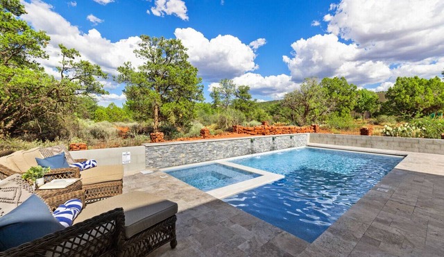 NEW! heated pool/spa, fire pit, stargazing