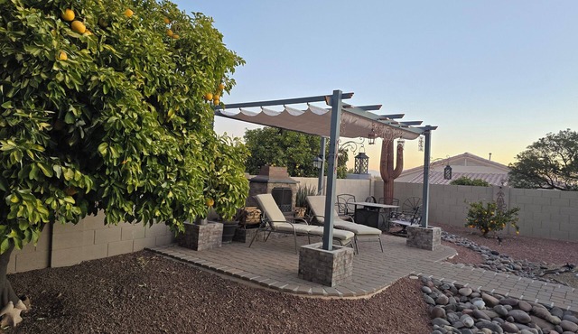 nSerenity Executive Home – Your Green Valley Getaway