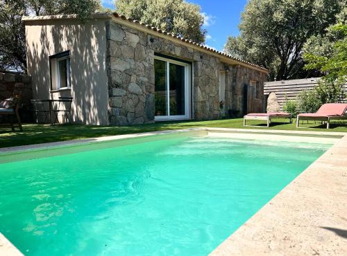 Ogliastru - Maison en pierre avec piscine privée - Figari