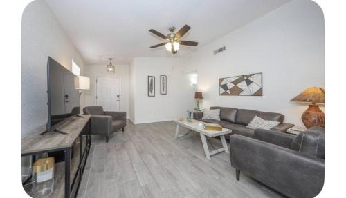 Peaceful and Sunny House in NW Tucson