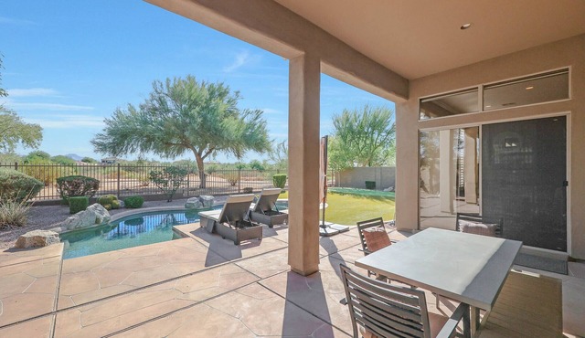 Perfect Snowbird Winter Getaway on a Golf Course in Gorgeous Scottsdale Area
