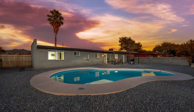 Pool | Renovated | 4 BR 2 BA | Davis Monthan AFB