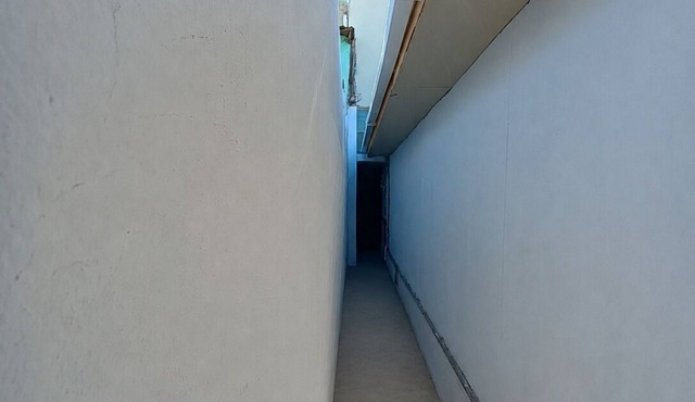 Private, comfortable and safe apartment to rest or work. Welcome :)!