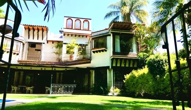 Private retreat w/heated pool & beautiful garden.