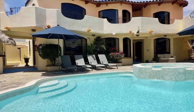 Puerto Nuevo Surf Casita Sonrisa 1 BR with pool