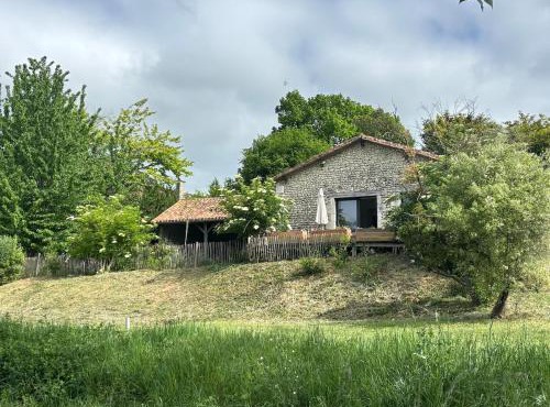 Quiet Countryside House & Secure Garden