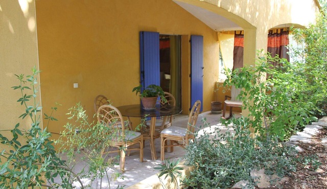 Quiet villa with swimming pool- Saint Mathieu de Tréviers