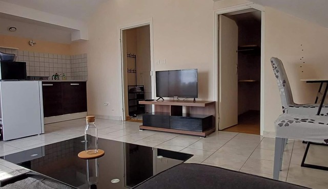 Quiet studio for rent