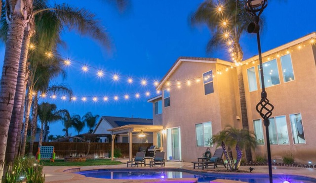 Relaxing Pool and Spa Home Near Temecula Wineries