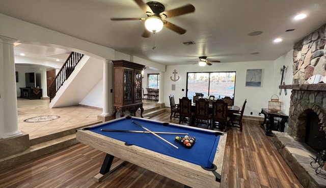 Resort Stlye Estate with Terrace, Panoramic Lake Views & Pool - Sleeps 15