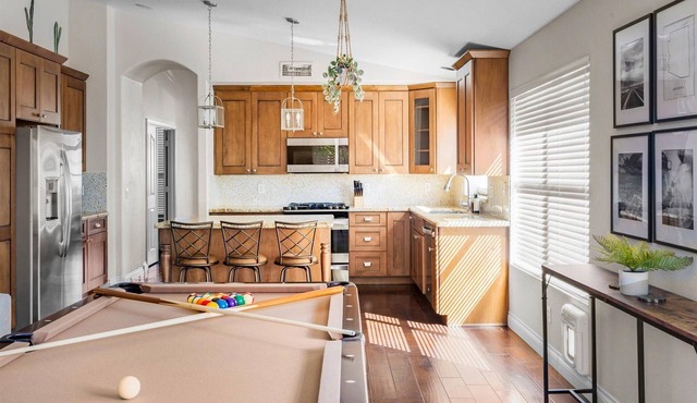 Roadrunner Retreat – Desert Ridge Prime Location!