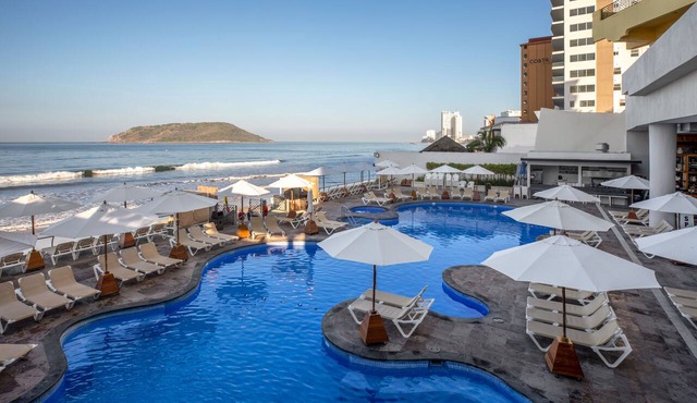 Royal Villas Resort