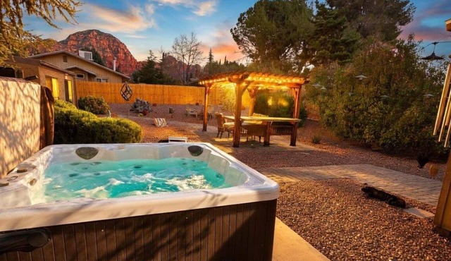 Sedona Hummingbird, a luxury 3BR home in West Sedona, perfect for 8 guests