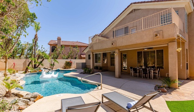 SERENE SCOTTSDALE - PRIVATE POOL AND PUTTING GREEN