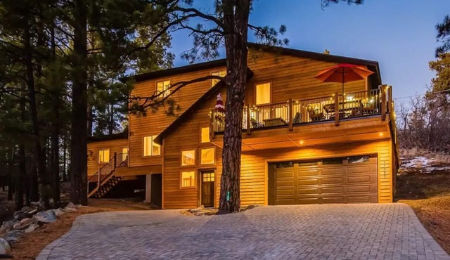Serenity in the Pines - Luxury Cabin in Munds Park