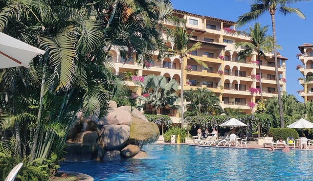 Sheraton Buganvilias 1/2 weeks 1 Bedroom Jan. 27 & Feb. 3 sleeps 4