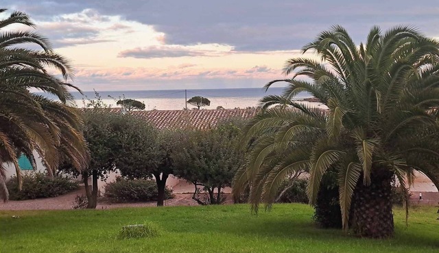 South Corsica, 150 m walk to beach, swimming pool, tennis, hiking, activities