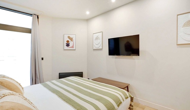 Spacious Apartment - 2BR/10P - Place d'Italie