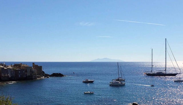 Spacious apartment, stunning sea view!
