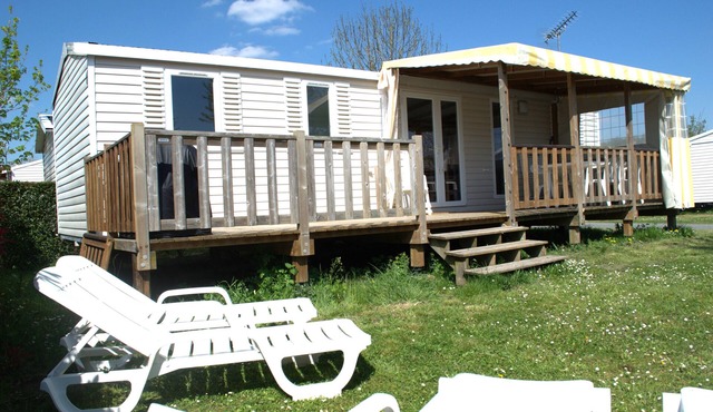 Spacious mobile home for up to 8 people with wifi