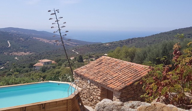 Spacious Villa with Exceptional Sea View