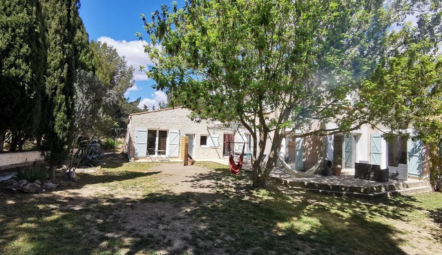 Studio 2/4 persons near beaches with large garden