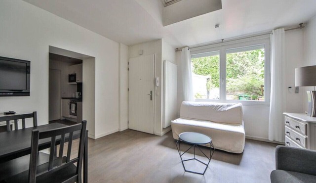 Studio 4P Quiet Full Equipped Charonne PereLachese