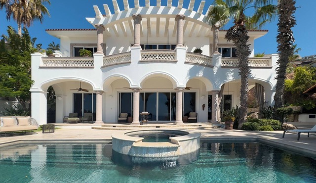 Stunning 3BR Villas del Mar 498 Comes W/Scenic Ocean View, Pool, Grill + More