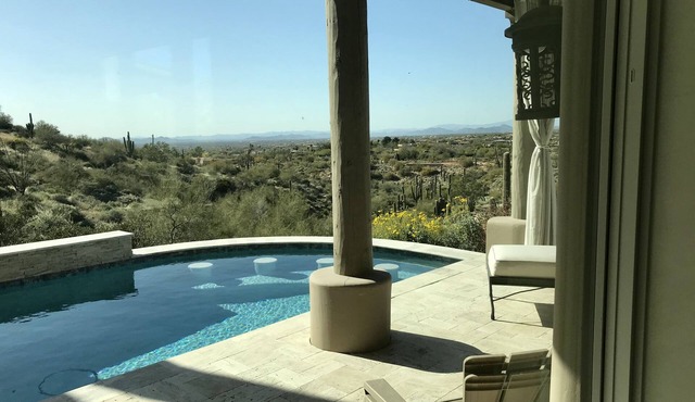 Stunning Views, Hillside 4 Bedroom Retreat in North Scottsdale