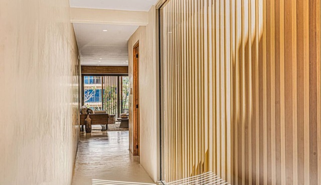 Sublime 2BR w Bathtub | Gym | Beach Club Access | Yoga