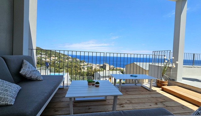 Superbe Villa Avec Piscines- Erbalunga Cap Corse