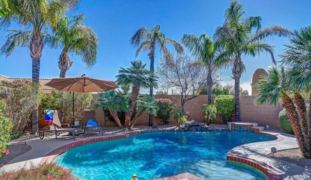 Sweet 4BR Scottsdale Chateau with Pool & Hot Tub!