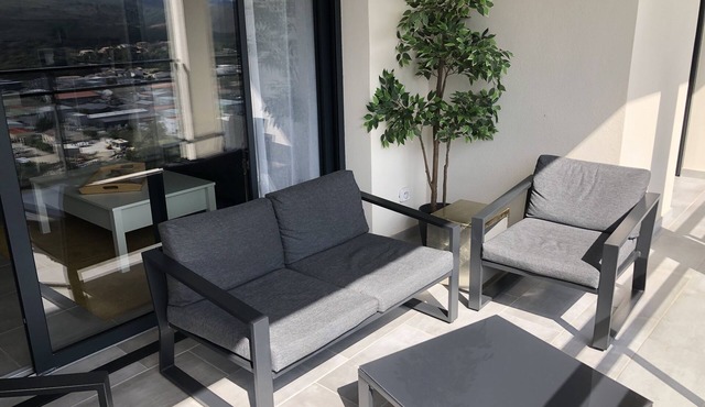 T2 41 m² Avec Terrasse Panoramique et Parking Privé